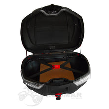 Cargar imagen en el visor de la galería, CAJUELA TECHX2 NEG/PLATA LED 12V C/ RES 47L